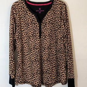 Betsey Johnson cheetah print lounge top NWOT. XXL